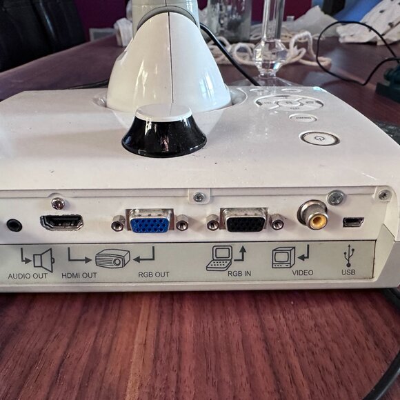 Elmo Document Camera - Picture 4 of 6